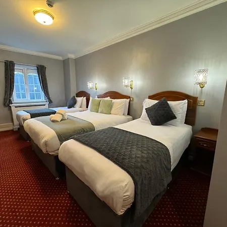 The Killarney Grand-2