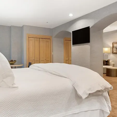 The Galatyn Lodge-3