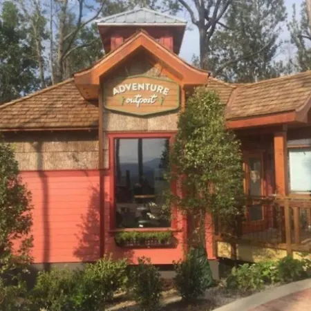 Gt307 Romantic Condo Downtown Gatlinburg & Pool-2