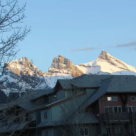 Windtower Lodge - Canmore-2