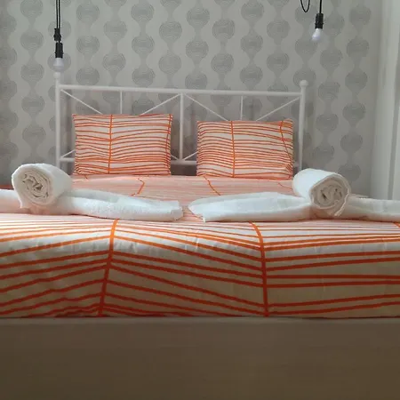 Feel Lisbon B&B-3