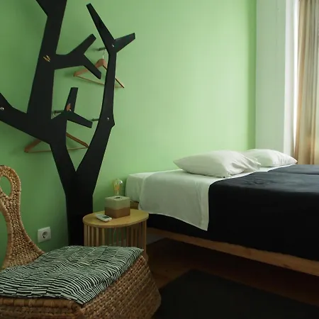 Living Lounge Hostel-2