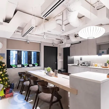 Jyu Capsule Hotel-3