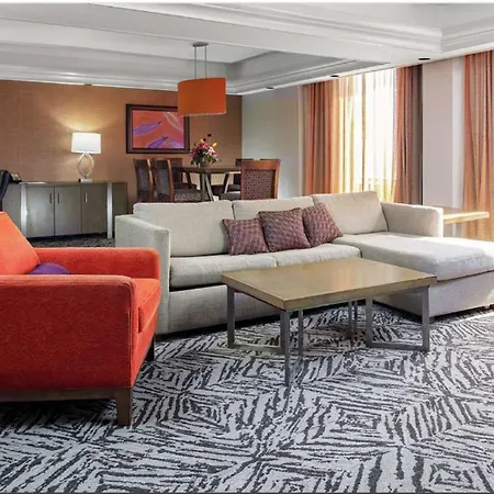 Doubletree By Hilton Hotel & Executive Meeting Center Omaha-Downtown-2