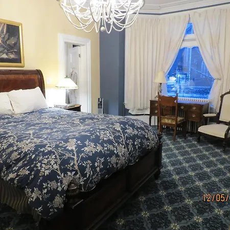 The Roses Heritage Inn-2