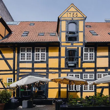 Capsule Hotel Nyhavn63-2