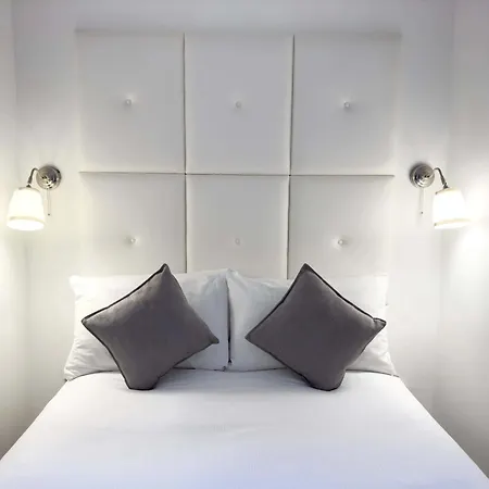 Hanover 71 Suites-2