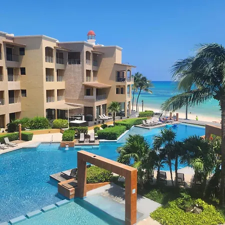 Ocean Front El Faro Reef 304-2