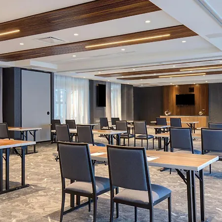 Hampton Inn Montreal Downtown, Qc-2