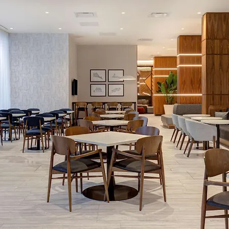 Hampton Inn Montreal Downtown, Qc-3