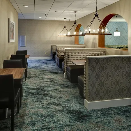Embassy Suites Williamsburg-2