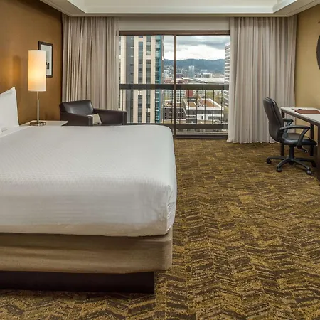 Doubletree By Hilton Portland-2