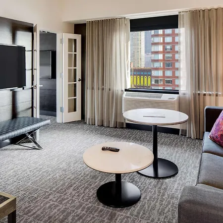 Doubletree By Hilton Hotel & Suites Jersey City-2