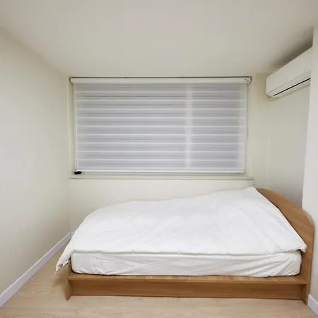 123 Hostel-3