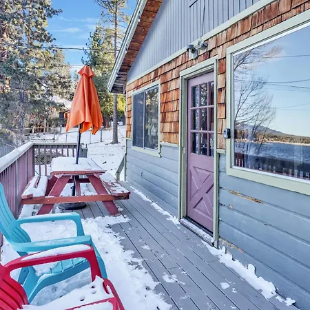Lakefront Family Cabin By Big Bear Vacations-2