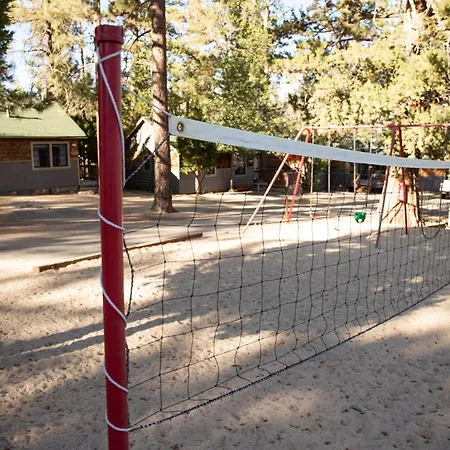 Big Pines Couple Lakeview Studio Cabin By Big Bear Vacations-3