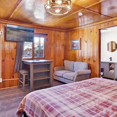 Big Pines Couple Lakeview Studio Cabin By Big Bear Vacations-2