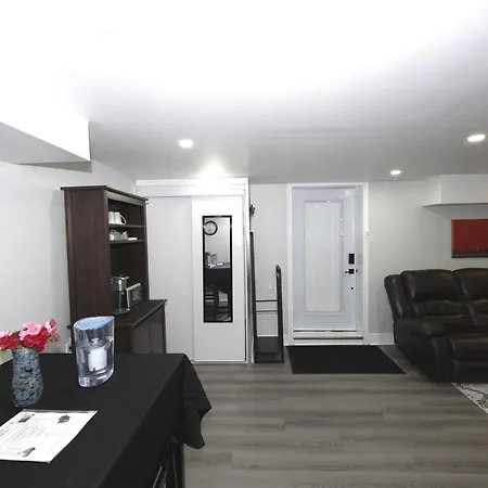 Serene Niagara Guest House-2