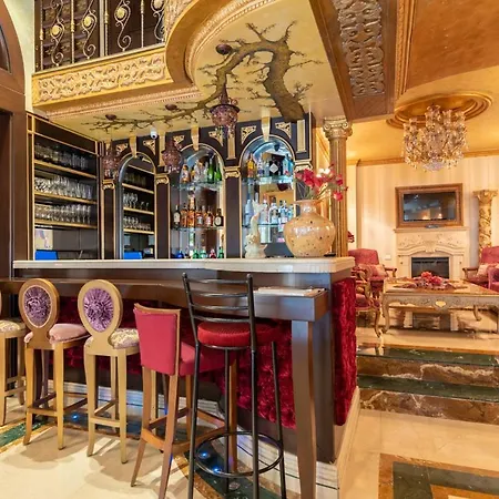 Q Hotel-3