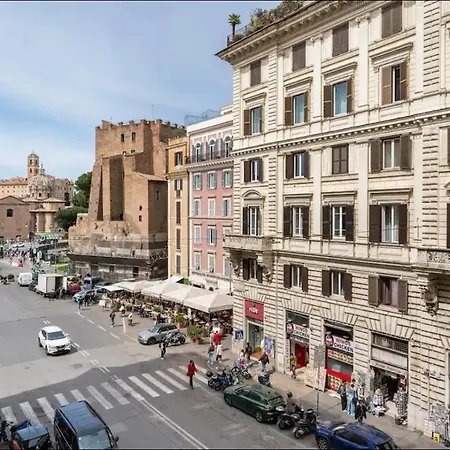 Fori Imperiali Luxe Mansion-3