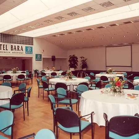 Hotel Bara Gellert-2