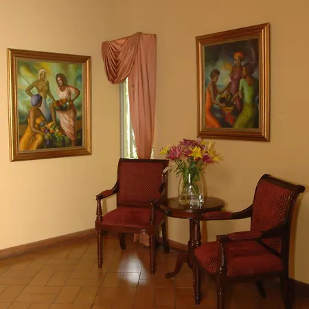 Hotel Villa Tournon-3