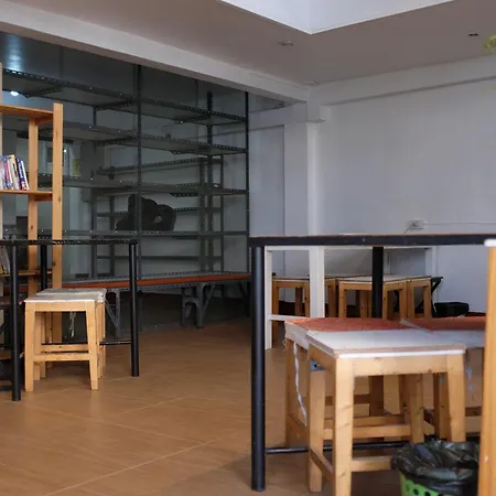 Ploy Hostel-3
