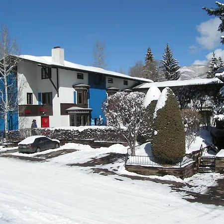 St Moritz Lodge And Condominiums-3