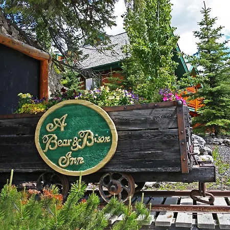A Bear And Bison Country Inn-3