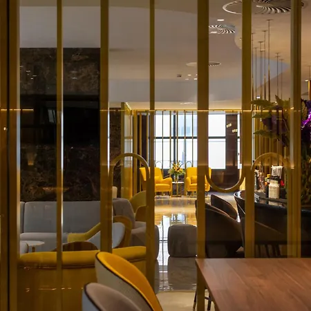 Vip Executive Suites Do Marques Hotel-2