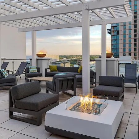 Fairfield Inn & Suites Austin Downtown-3