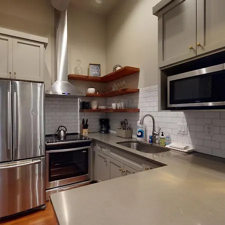563 King Apartments-3