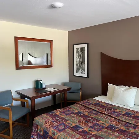 All Star Inn & Suites-3