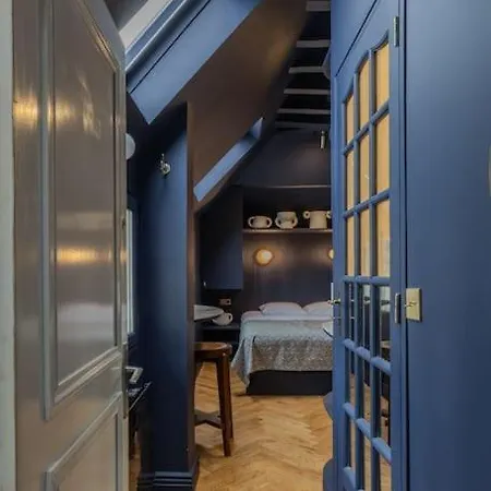 Midnight Suite - Marais-3