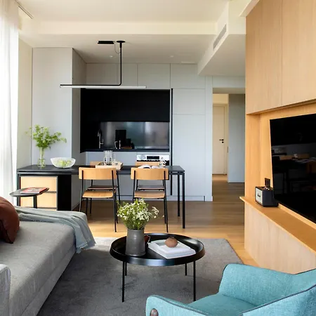 Archie Living-2