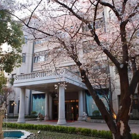 Donghu Hotel-3