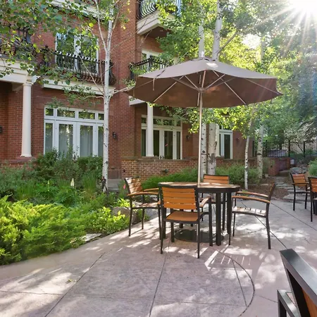 The Aspen Mountain Residences-3