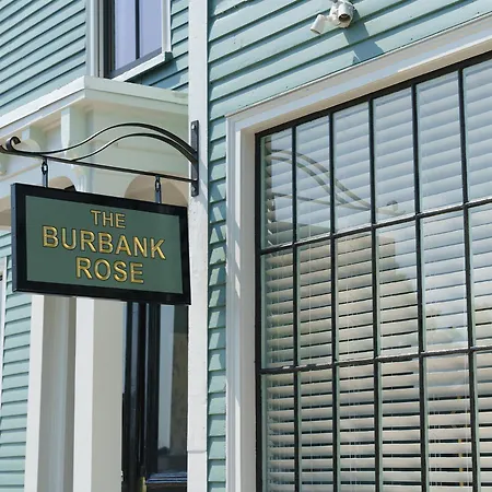 The Burbank Rose Inn-3