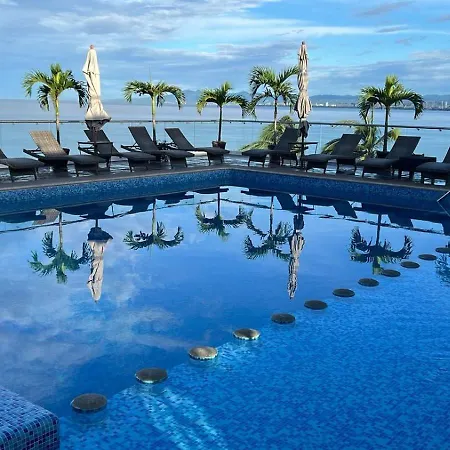 The Paramar Beachfront Boutique Hotel With Breakfast Included - Downtown Malecon-3
