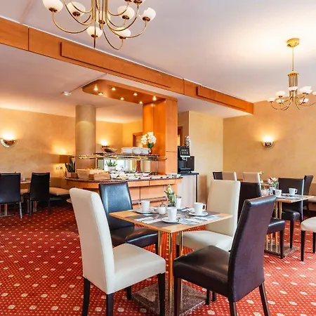 Plaza Inn Rieker Stuttgart Hauptbahnhof-2