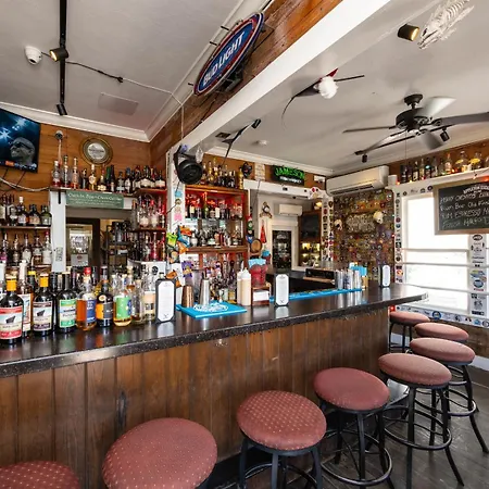 The Speakeasy Inn And Rum Bar-3