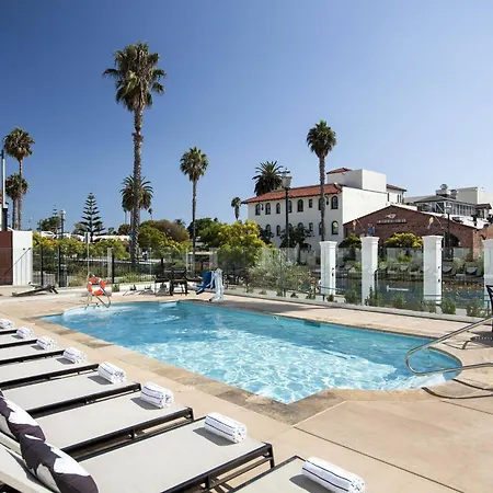 Moxy Santa Barbara-2