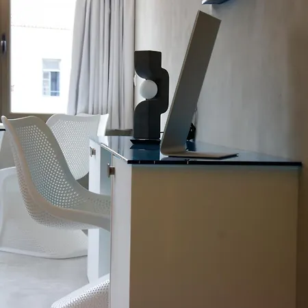 99 Adrianou Apartments-3