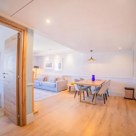 Vip Executive Suites Do Marques Hotel-2