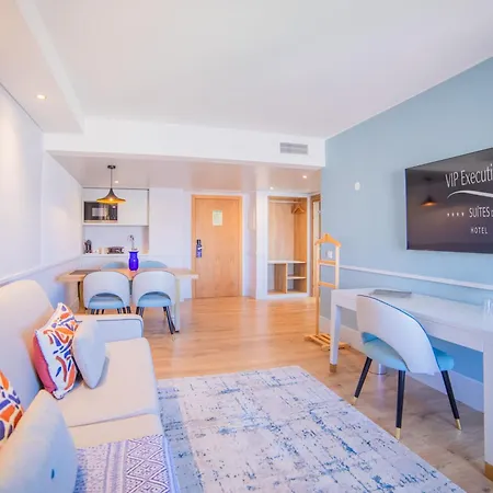 Vip Executive Suites Do Marques Hotel-3