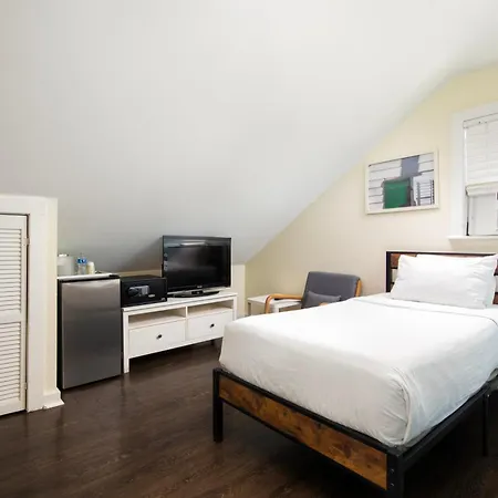 Southernmost Inn Adult Exclusive-2
