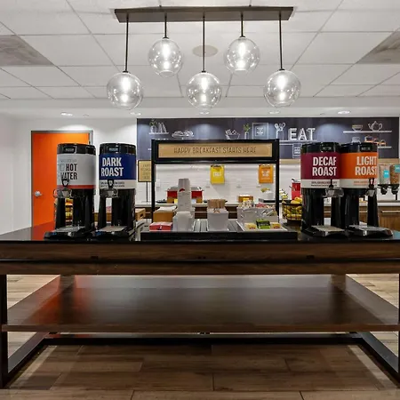 Hampton Inn & Suites Lake George-2