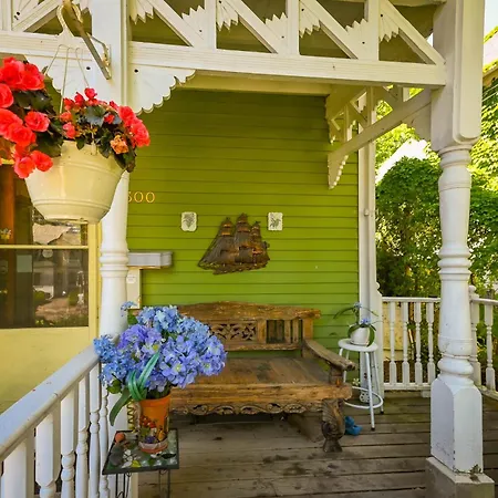 Niagara Inn Bed And Breakfast-2