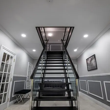 Niagara Luxury Suites-3