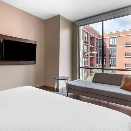 Cambria Hotel Savannah Downtown Historic District-3
